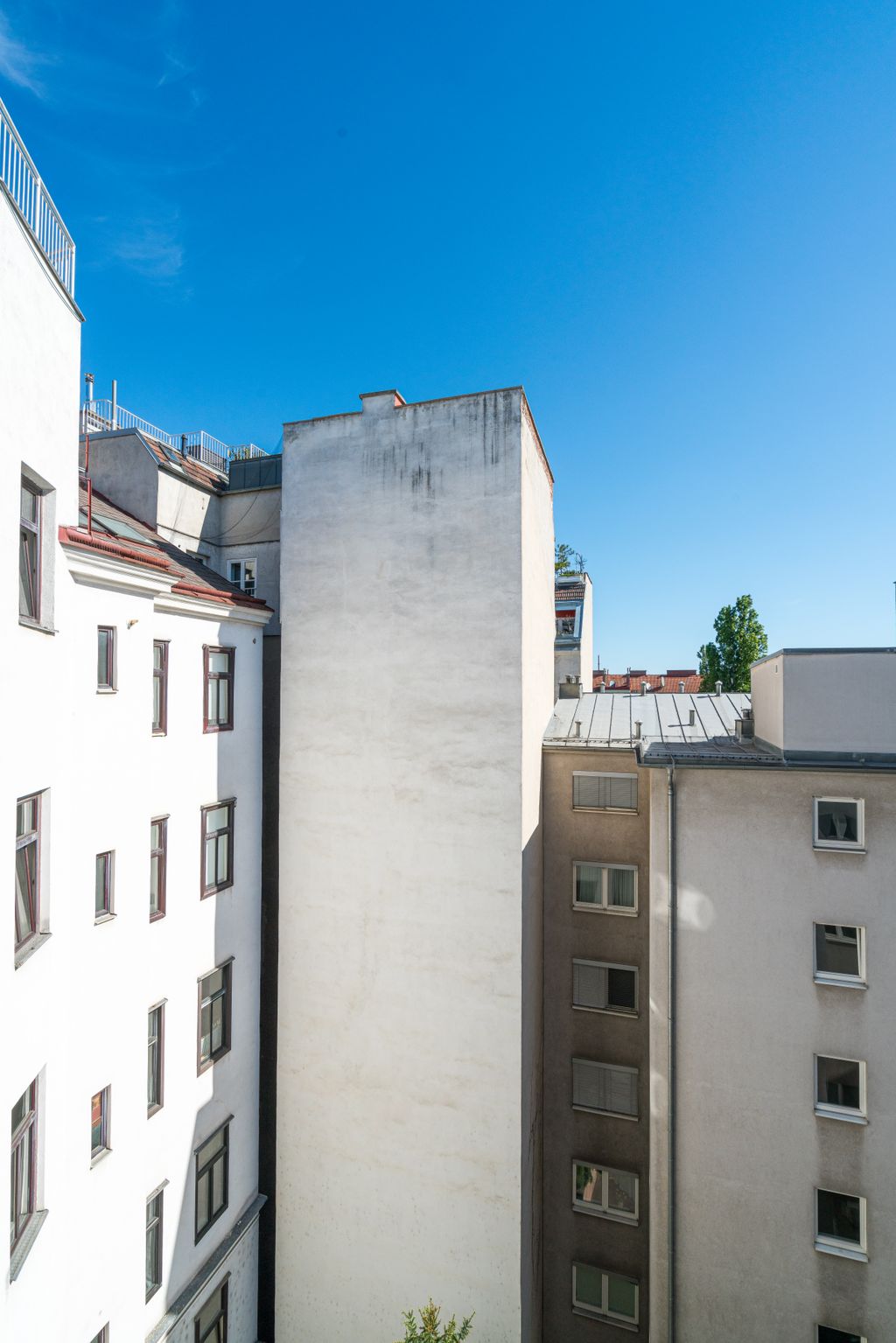 Thumb - High-Floor Studio on Landstraßer Hauptstraße – Rain Shower, Air Conditioning & Lift num - 18