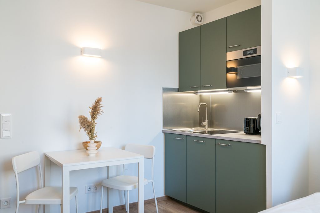 Thumb - High-Floor Studio on Landstraßer Hauptstraße – Rain Shower, Air Conditioning & Lift num - 8