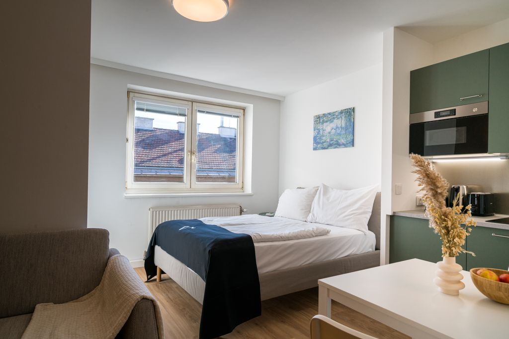 Thumb - Stylish Furnished Studio in Vienna's 3rd District – 7th Floor with Rain Shower & AC num - 1