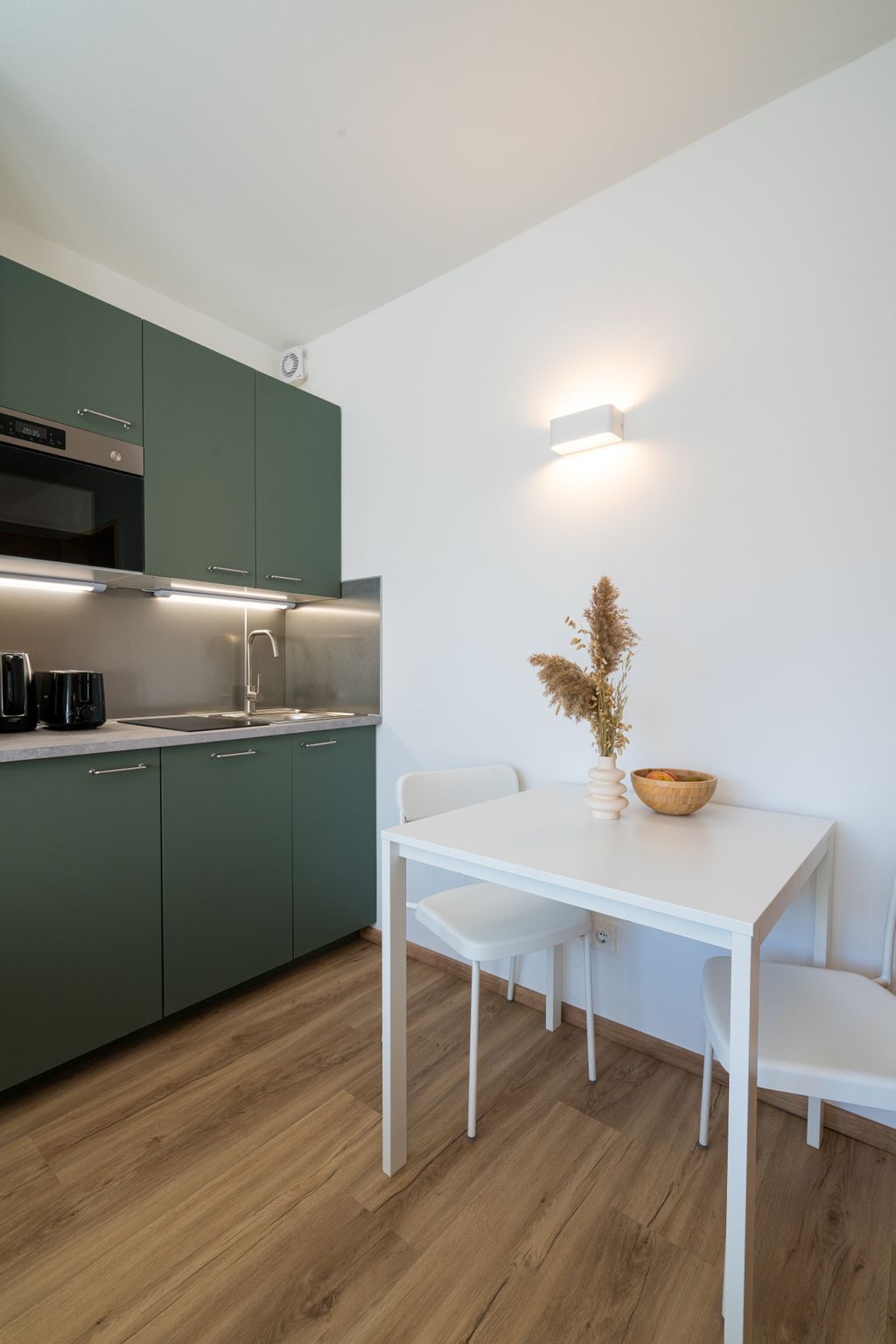 Thumb - Stylish Furnished Studio in Vienna's 3rd District – 7th Floor with Rain Shower & AC num - 6