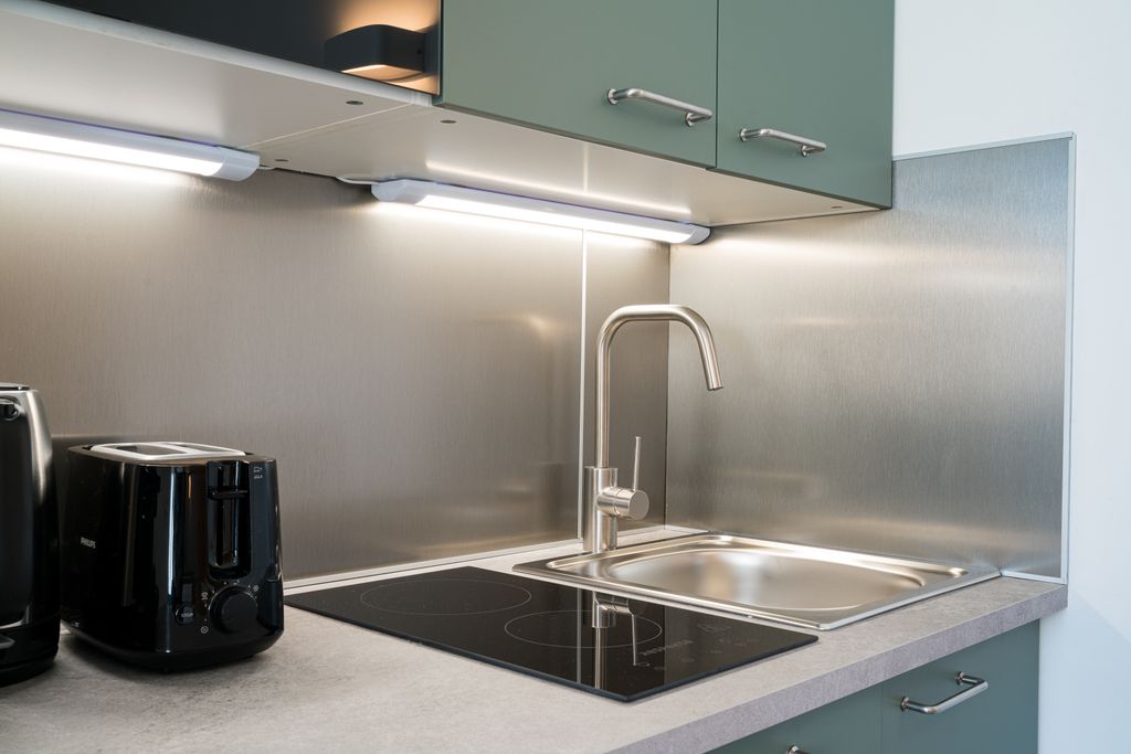 Thumb - Stylish Furnished Studio in Vienna's 3rd District – 7th Floor with Rain Shower & AC num - 7