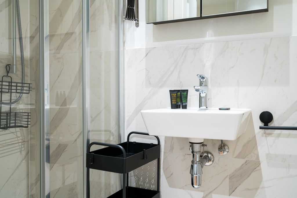 Thumb - New: Stylish and Fully Furnished Micro Apartment in Vienna with Heigh Ceilings num - 16