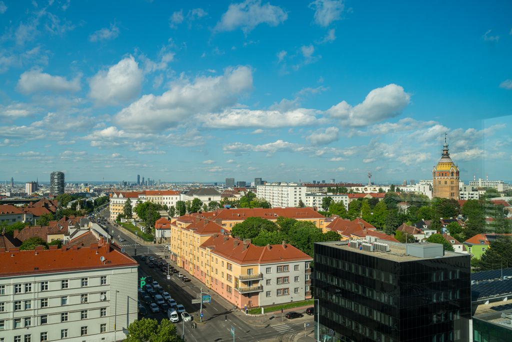 Thumb - Living with a View: Charming Accommodation on the 10th Floor of Philips Haus Vienna num - 23