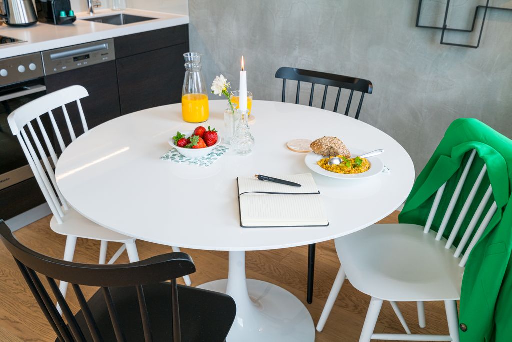 Thumb - Living with a View: Charming Accommodation on the 10th Floor of Philips Haus Vienna num - 53