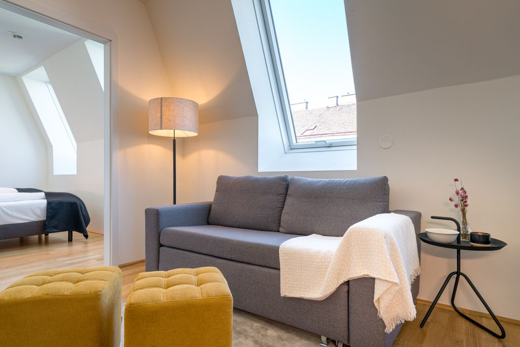 Thumb - Versatile Viennese Altbau Apartment nearby the Vienna Exhibition Center with Space for Four num - 3