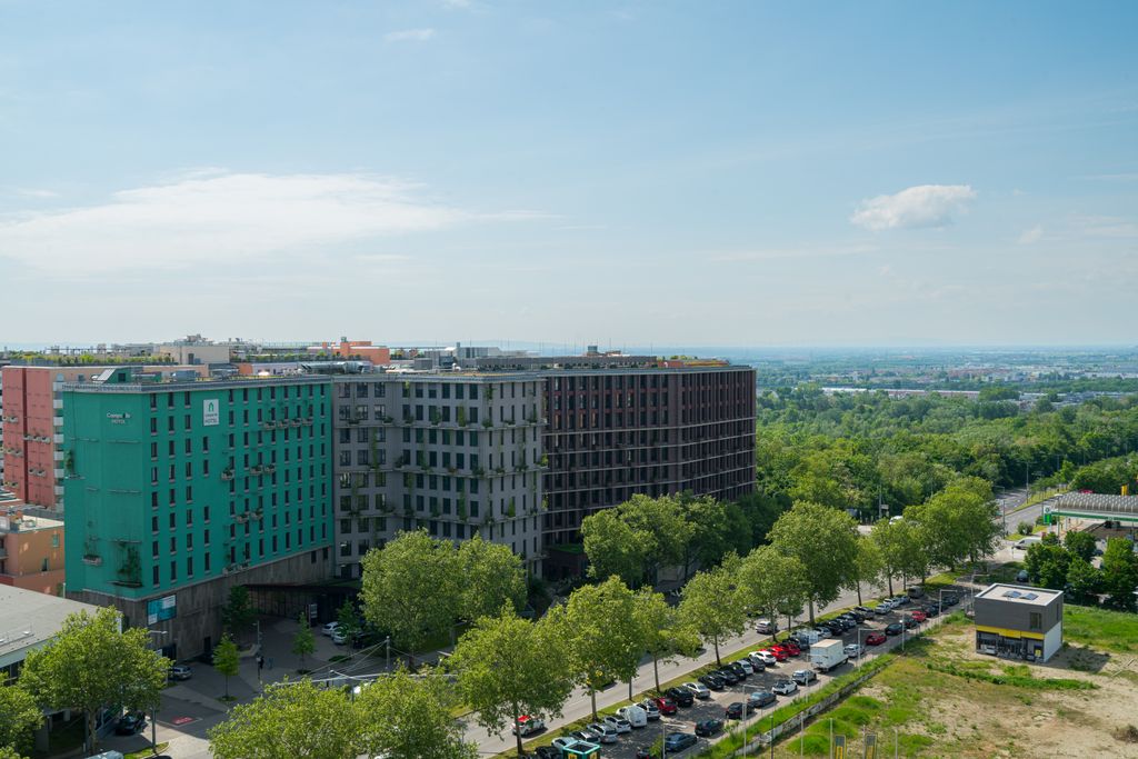 Thumb - Sky-High Serenity: Your Design Apartment in Vienna's Iconic Philips House num - 8