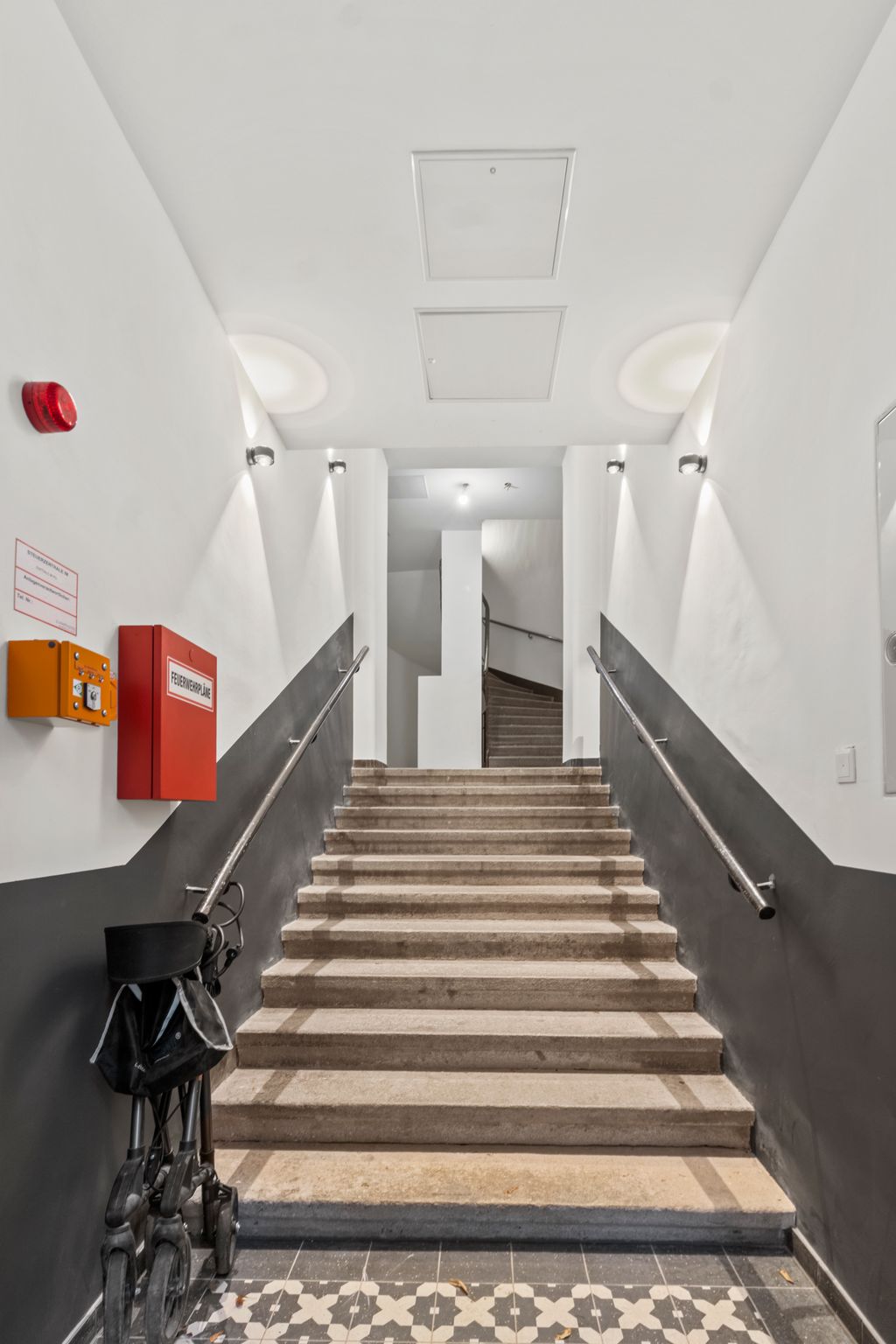 Thumb - A space-saving miracle: Newly furnished 2-bedroom apartment in an old building just two minutes from the subway num - 32