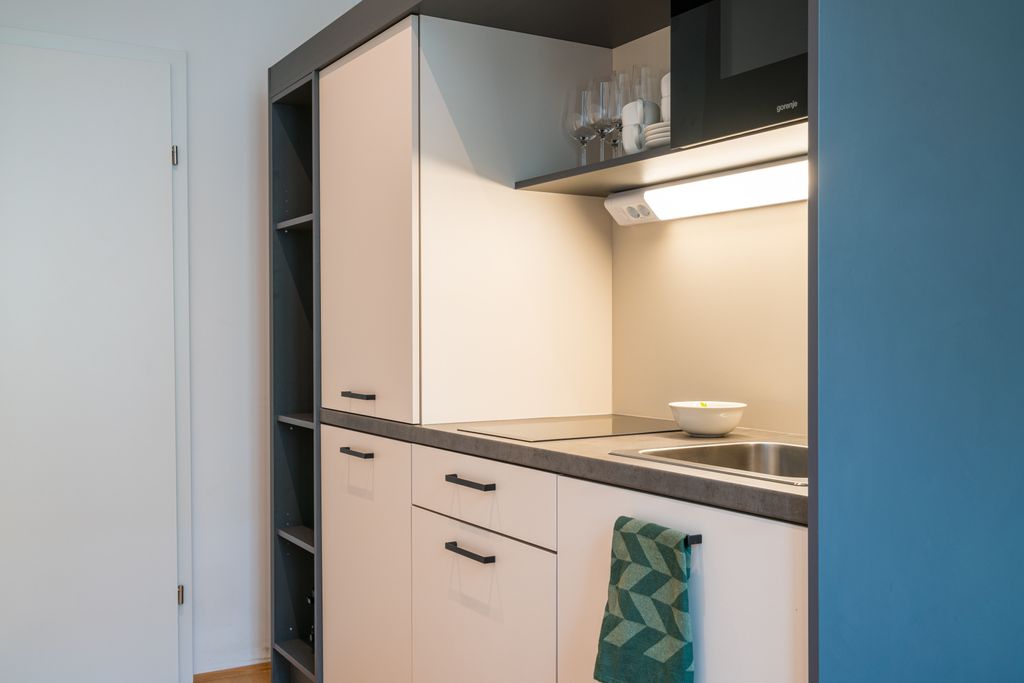 Thumb - Versatile Viennese Altbau Apartment nearby the Vienna Exhibition Center with Space for Four num - 12