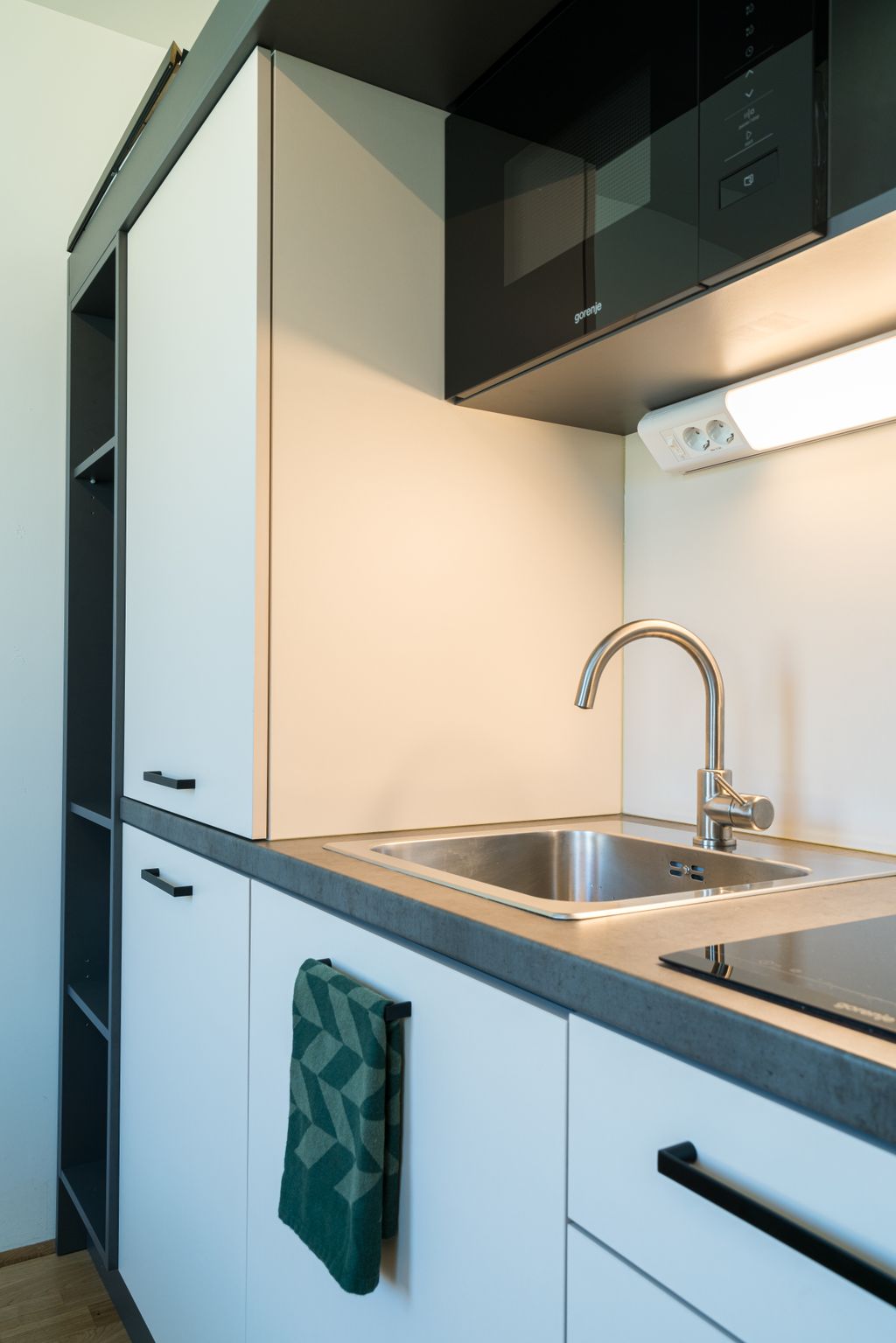 Thumb - Versatile Viennese Altbau Apartment nearby the Vienna Exhibition Center with Space for Four num - 11