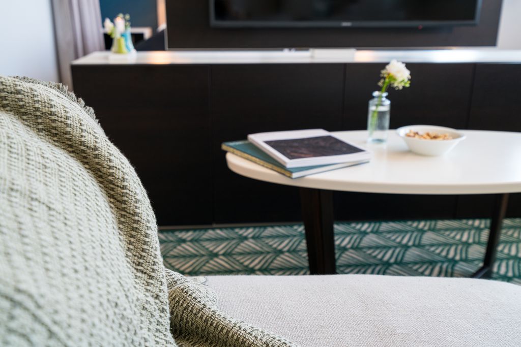 Thumb - Sky-High Serenity: Your Design Apartment in Vienna's Iconic Philips House num - 6