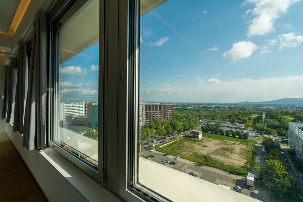 Thumb - Sleep Above the Skyline – Modern Decor Apartment for 4 in Vienna’s Philips Haus num - 10