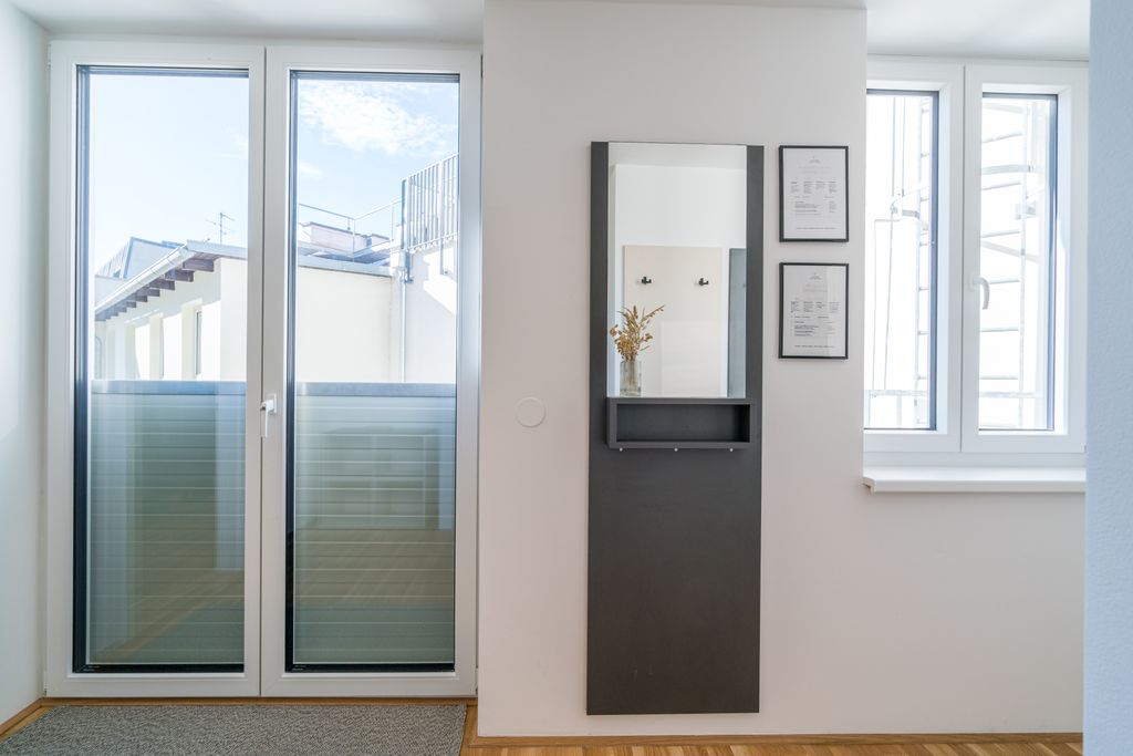 Thumb - Spacious 2-Bedroom Retreat in Tranquil  Alleyway right in the Beautiful 2nd District of Vienna num - 22